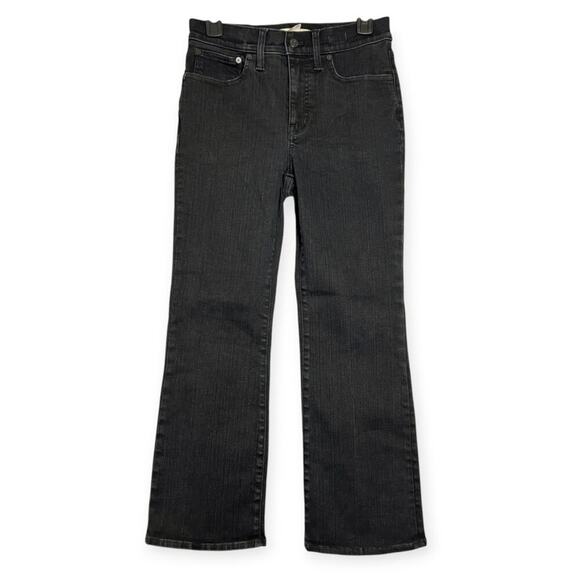 NWOT Madewell Mid-Rise Kick Out Jeans Size 27 Black Stretch Denim - Picture 1 of 8